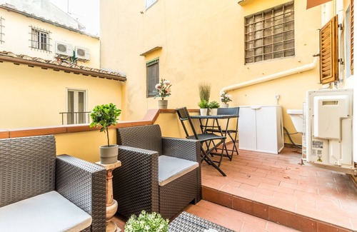 Sant' Ambrogio Apartment | Wine Apartments Florence Sangiovese