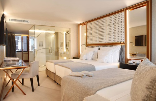 Centro / Baixa Hotel | Wine & Books Porto Hotel