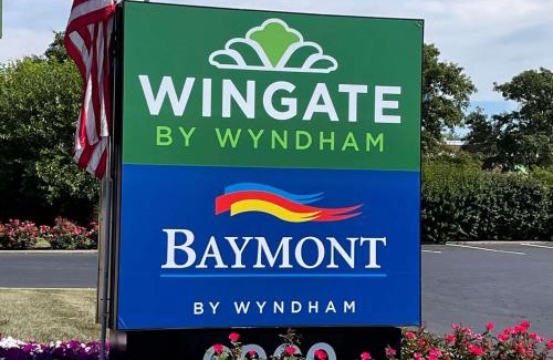 Dayton Hotel | Wingate by Wyndham Dayton North