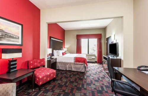 Lake Charles Hotel | Wingate by Wyndham Lake Charles Casino Area