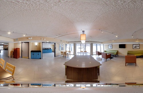 Highlands Hotel | Wingate by Wyndham Lincoln Airport East I-80