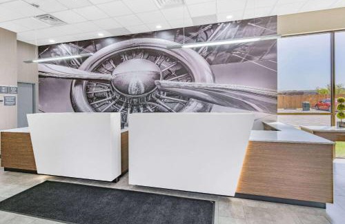 Wichita Hotel | Wingate by Wyndham Wichita Airport