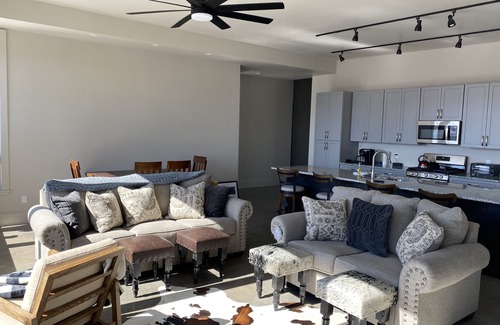 Ridgway House | Winter discounts! 7637ft above the clouds of Ridgway & Ouray close to Telluride!