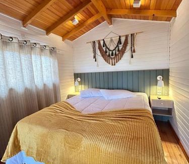 Sao Joaquim Ski Chalet | Winter Hut - Tiny House Village