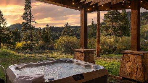 Breckenridge House | Winterfell Estates