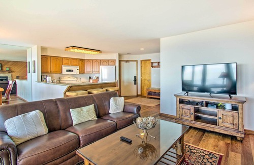Nellysford Apartment | Wintergreen Condo w/Balcony + Mountain Views!