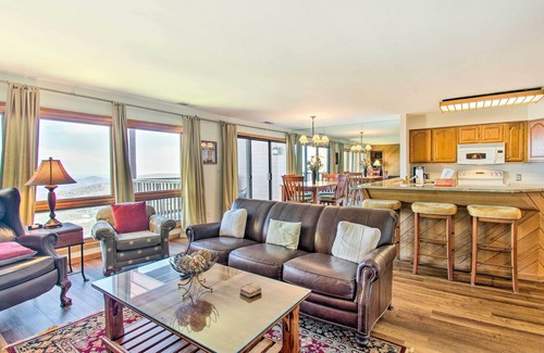 Nellysford Apartment | Wintergreen Condo w/Balcony + Mountain Views!