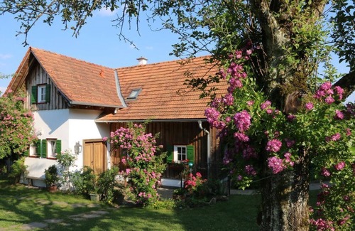 Harrachberg Other | Winzerhaus - 3 Nächte - Altes Gehöft am Lormanberg