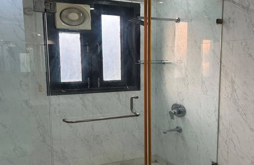 Basai House | Wise Villa Luxury Home Stay