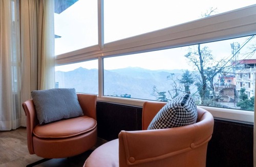 Mussoorie Villa | Wisteria Chalet