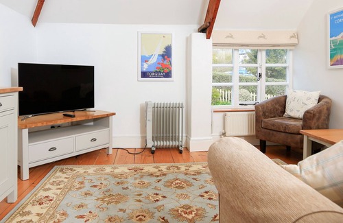 Michelcombe Cottage | WISTERIA COTTAGE, romantic in Buckfastleigh
