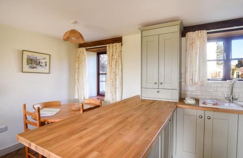 Axminster House | Wisteria Cottage