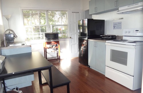 Tennyson - Alquire House | Within 30 Mins of SFO/OAK✈| Walk To Public Transit