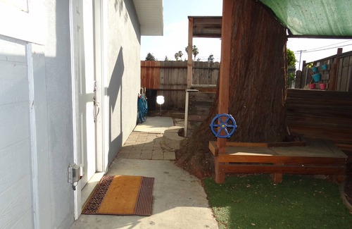 Tennyson - Alquire House | Within 30 Mins of SFO/OAK✈| Walk To Public Transit