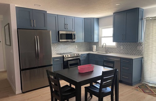 Warm Mineral Springs House | Within walking distance to world renown Warm Mineral Spring Lake in FL.