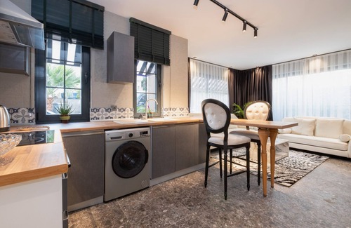 Lara Apartment | Wolf Suites