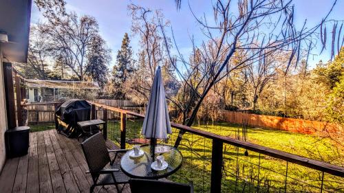 Oakhurst House | Wona's 2 bedrooms full kitchen
