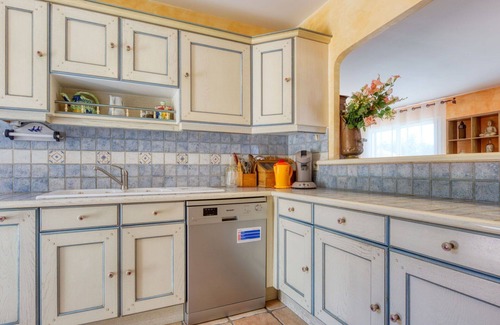 Ordonnac House | Wonderful private villa for 6 people with WIFI, private pool, TV, terrace, pets allowed and park.