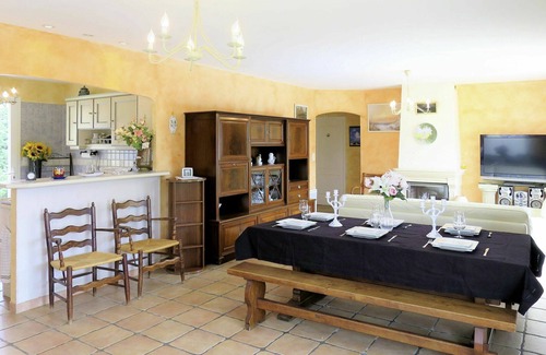 Ordonnac House | Wonderful private villa for 6 people with WIFI, private pool, TV, terrace, pets allowed and park.