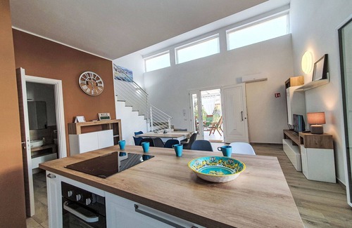 Campofelice di Roccella House | Wonderful villa for 8 people with WIFI, A/C, TV, terrace and parking