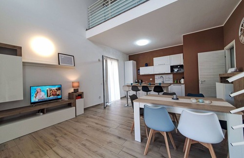 Campofelice di Roccella House | Wonderful villa for 8 people with WIFI, A/C, TV, terrace and parking