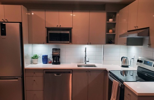 Maple Ridge House | Wonderful 2-Bedroom Guest Suite