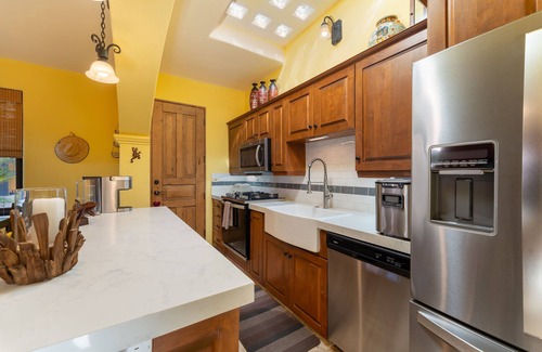 Nopolo House | Wonderful 2bedrooms home next to the community pool
