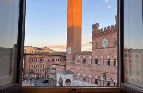 Siena Historical Center Apartment | Wonderful apartment in Piazza del Campo, the center of Siena | Palazzo Giorgi
