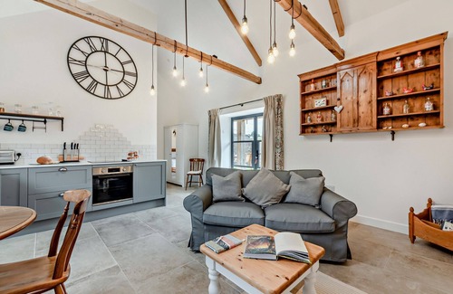 Chipping Norton Cottage | Wonderful barn conversion Dog Friendly - Rabbit