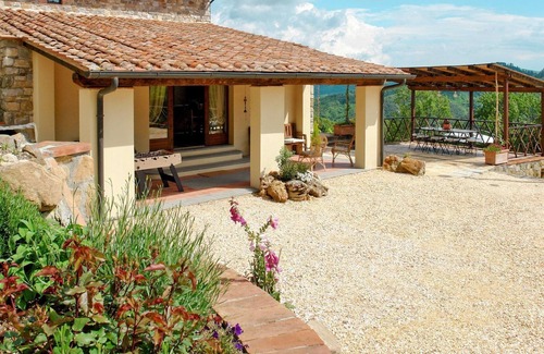 Montieri House | Wonderful private villa with private pool, WIFI, TV, terrace, pets allowed, panoramic view, parking