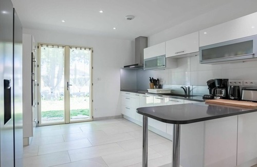 Saint-Paul-en-Born House | Wonderful private villa for 10 guests with WIFI, A/C, TV, terrace and pets allowed