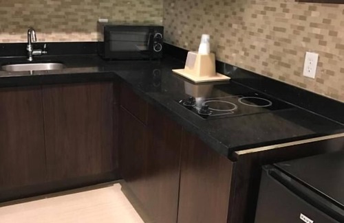 Spring Hotel | Wonderful Place To Stay! 3 Spacious Units! Near TGR Exotics Wildlife Park!