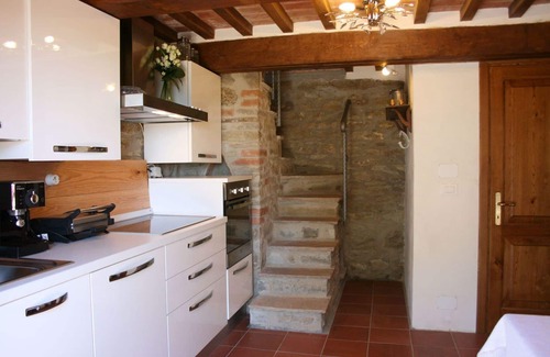 Subbiano Villa | Wonderful private villa for 2 guests with WIFI, private pool, A/C, TV and parking, close to Arezzo
