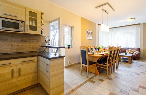 Balatonboglar House | Wonderful private villa for 12 people with A/C, WIFI, TV, patio and pets allowed