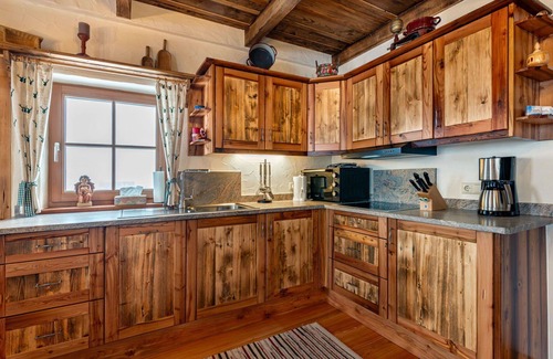 Greifenburg House | Wonderful private villa for 10 people with WIFI, TV, patio and pets allowed