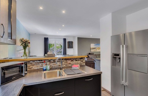 Wingst House | Wonderful private villa for 8 guests with WIFI, TV, terrace and pets allowed
