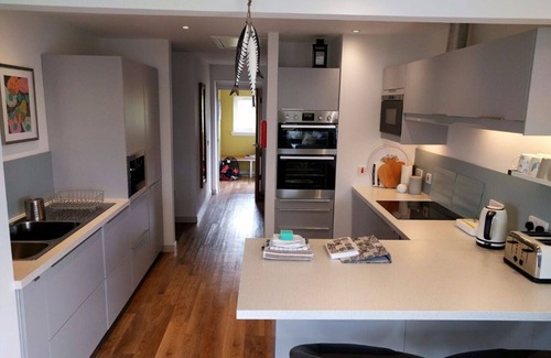 Suladale House | Wonderful private villa for 6 people with WIFI, TV, terrace and parking