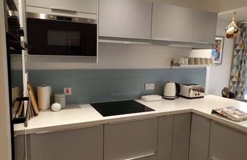 Suladale House | Wonderful private villa for 6 people with WIFI, TV, terrace and parking