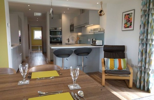 Suladale House | Wonderful private villa for 6 people with WIFI, TV, terrace and parking