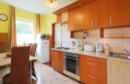 Koroshegy House | Wonderful private villa for 8 people with WIFI, A/C, TV, patio and pets allowed