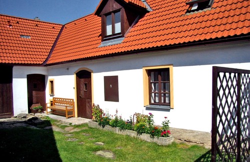 Predotice Villa | Wonderful private villa for 6 guests with hot tub, WIFI and TV