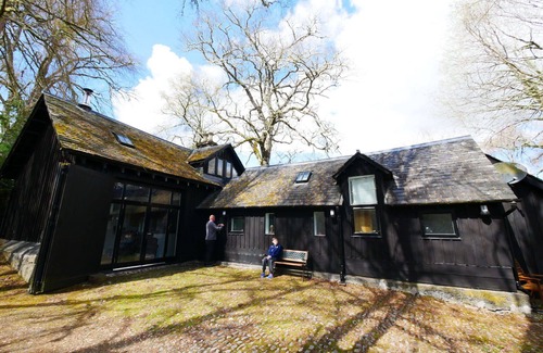 East Lewiston House | Wonderful private villa for 4 guests with WIFI, TV, terrace and pets allowed