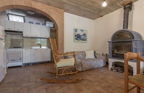 Bolognola House | Wonderful private villa for 8 people with WIFI, TV, balcony, pets allowed and panoramic view