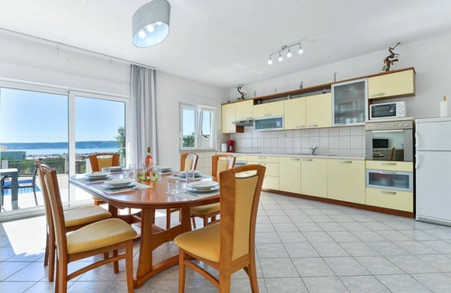 Kastel Stari House | Wonderful private villa for 6 people with WIFI, private pool, A/C, TV, terrace and parking
