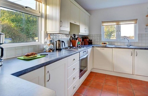 Treyarnon House | Wonderful private villa for 6 people with WIFI, TV, patio, panoramic view and parking