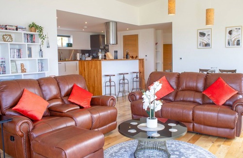 Stein House | Wonderful private villa for 6 people with WIFI, TV, terrace, pets allowed and parking