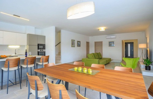 Necujam House | Wonderful private villa for 8 guests with A/C, private pool, WIFI, TV and terrace
