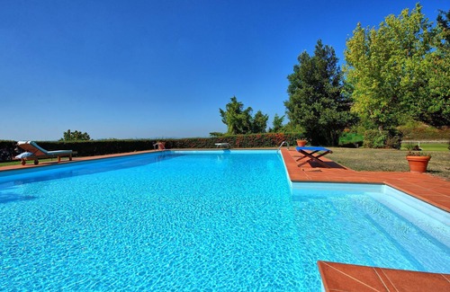 Arezzo Villa | Wonderful private villa with A/C, WIFI, private pool, TV and panoramic view, close to Arezzo