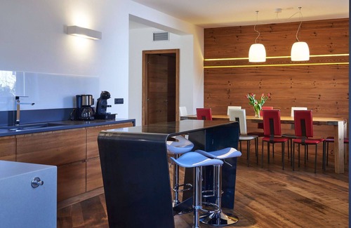 Colico Piano Villa | Wonderful private villa with private pool, hot tub, WIFI, A/C, TV, patio and pets allowed
