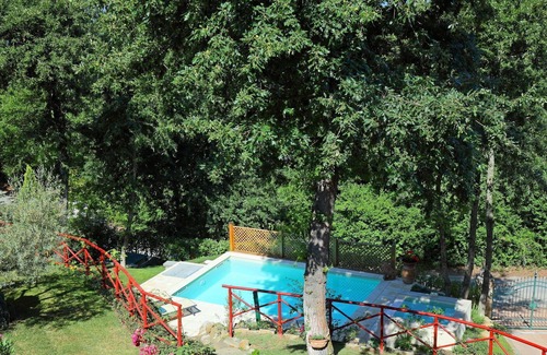 San Feliciano Villa | Wonderful private villa for 5 guests with hot tub, private pool, WIFI, TV, patio and parking